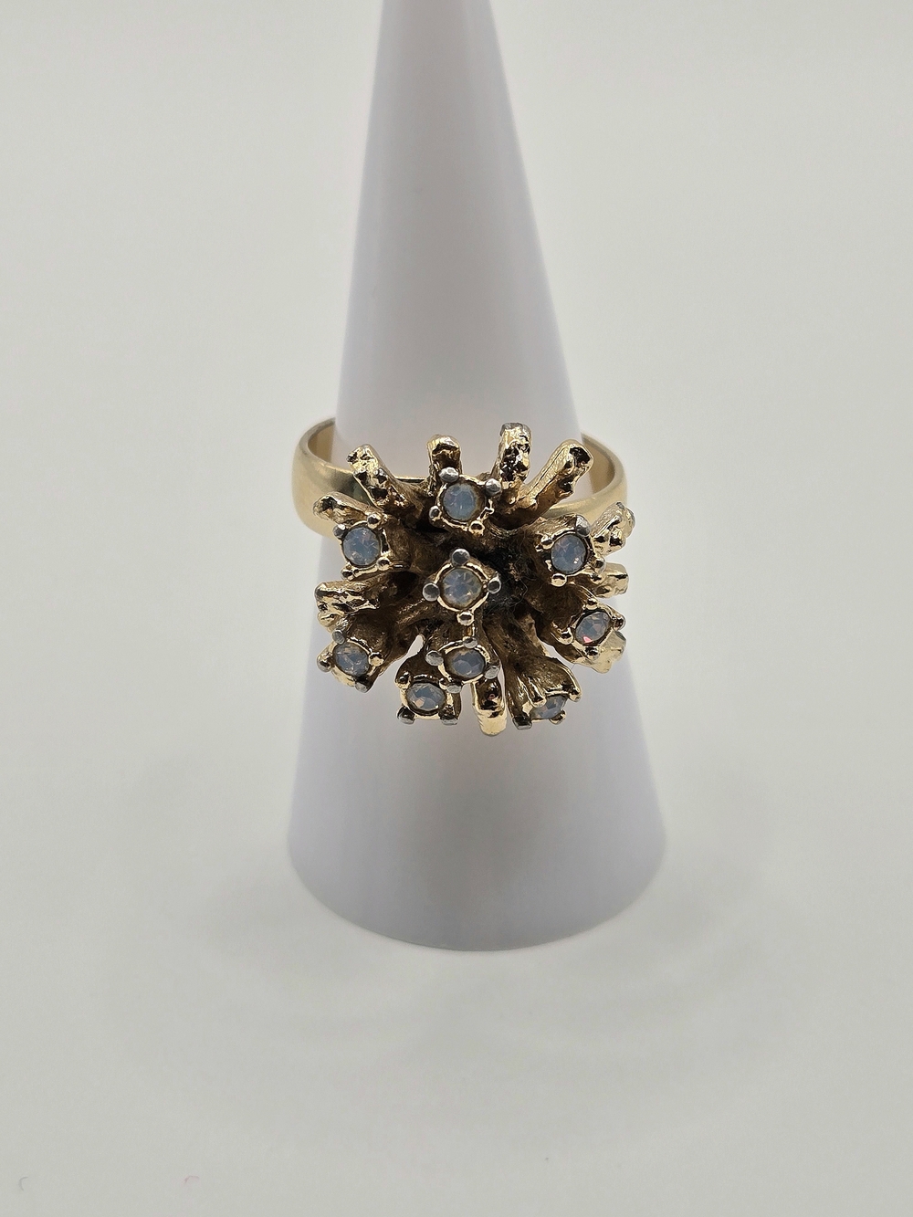 Vintage Sarah Coventry "Galaxy" Gold Tone Adjustable Ring – Faux Opal Starburst